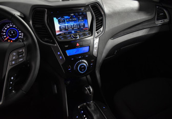 Подержанный автомобиль Hyundai Santa Fe 2012 года (16 фото)