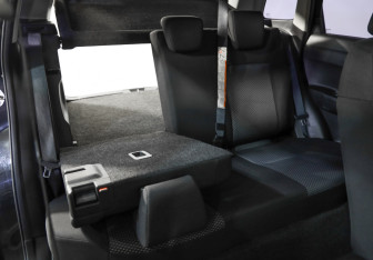 Подержанный автомобиль Suzuki Vitara 2016 года (21 фото)