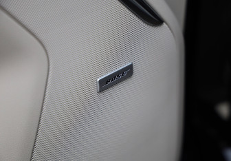 Подержанный автомобиль GMC Yukon 2022 года (23 фото)