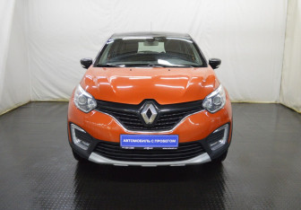Подержанный автомобиль Renault Kaptur 2018 года (2 фото)