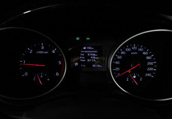 Подержанный автомобиль Kia Carnival 2019 года (12 фото)