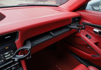 Подержанный автомобиль Porsche 911 Convertible 2013 года (34 фото)