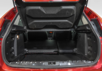 Подержанный автомобиль LADA (ВАЗ) XRAY 2017 года (25 фото)