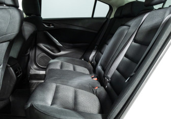 Подержанный автомобиль Mazda 6 Sedan 2017 года (10 фото)