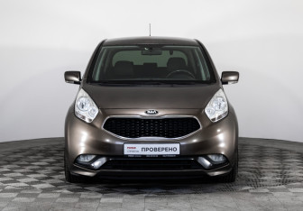 Подержанный автомобиль Kia Venga 2016 года (2 фото)