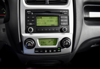 Подержанный автомобиль Kia Sportage 2009 года (14 фото)