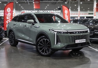Подержанный автомобиль Exeed RX 2023 года (7 фото)