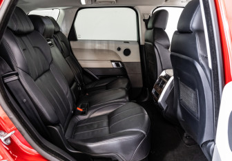 Подержанный автомобиль Land Rover Range Rover Sport 2013 года (25 фото)