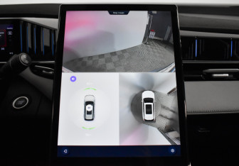 Подержанный автомобиль Geely Atlas 2024 года (18 фото)