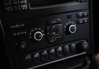 Подержанный автомобиль Volvo XC90 2013 года (13 фото)