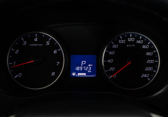 Подержанный автомобиль Mitsubishi Outlander 2015 года (23 фото)