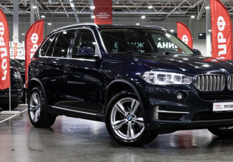 Подержанный автомобиль BMW X5 2017 года (5 фото)