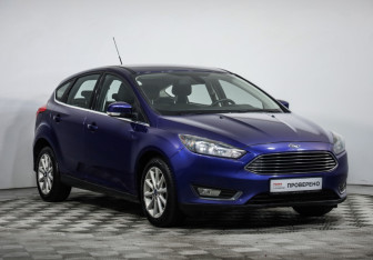 Подержанный автомобиль Ford Focus Hatchback 2016 года (3 фото)