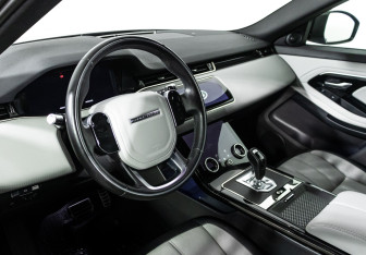 Подержанный автомобиль Land Rover Range Rover Evoque 2019 года (45 фото)