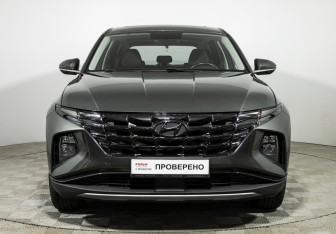 Подержанный автомобиль Hyundai Tucson 2022 года (2 фото)