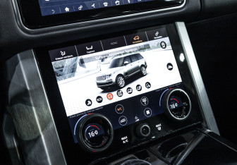 Подержанный автомобиль Land Rover Range Rover 2018 года (25 фото)