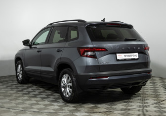 Подержанный автомобиль Skoda Karoq 2020 года (7 фото)
