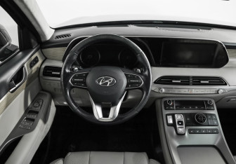 Подержанный автомобиль Hyundai Palisade 2020 года (14 фото)
