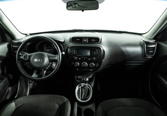 Подержанный автомобиль Kia Soul 2016 года (13 фото)