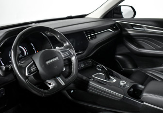 Подержанный автомобиль Haval F7 2021 года (9 фото)