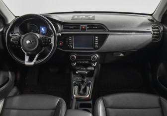 Подержанный автомобиль Kia Rio Hatchback 2019 года (13 фото)