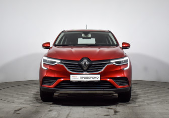 Подержанный автомобиль Renault Arkana 2021 года (2 фото)