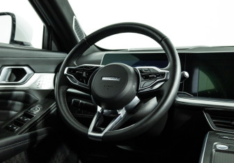 Подержанный автомобиль Haval F7 2024 года (19 фото)