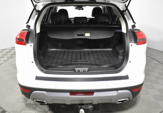 Подержанный автомобиль Geely Atlas 2020 года (22 фото)