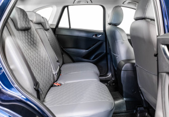 Подержанный автомобиль Mazda CX-5 2017 года (21 фото)