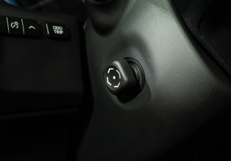 Подержанный автомобиль Lexus ES 2016 года (23 фото)