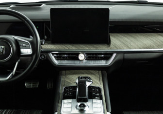 Подержанный автомобиль Tank 500 2023 года (14 фото)