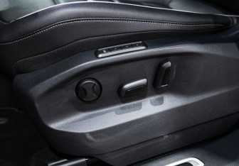 Подержанный автомобиль Volkswagen Tiguan 2021 года (15 фото)