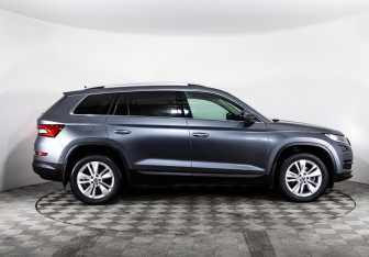 Подержанный автомобиль Skoda Kodiaq 2020 года (4 фото)