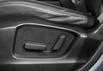 Подержанный автомобиль Mazda CX-5 2020 года (10 фото)