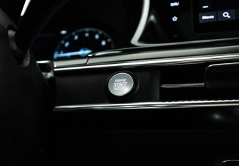 Подержанный автомобиль Kia K5 2020 года (15 фото)