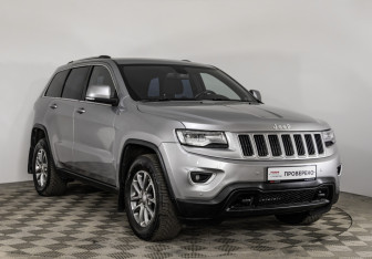 Подержанный автомобиль Jeep Grand Cherokee 2013 года (3 фото)