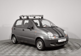 Подержанный автомобиль Daewoo Matiz 2012 года (3 фото)