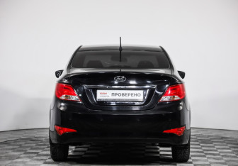 Подержанный автомобиль Hyundai Solaris Sedan 2016 года (5 фото)