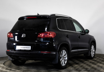 Подержанный автомобиль Volkswagen Tiguan 2012 года (5 фото)