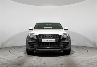 Подержанный автомобиль Audi Q7 2012 года (2 фото)