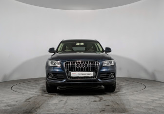 Подержанный автомобиль Audi Q5 2013 года (2 фото)