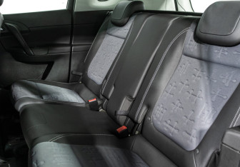 Подержанный автомобиль Opel Meriva 2012 года (10 фото)