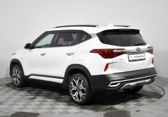 Подержанный автомобиль Kia Seltos 2020 года (7 фото)