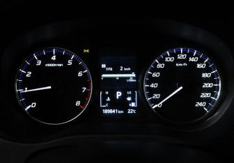 Подержанный автомобиль Mitsubishi Outlander 2021 года (12 фото)