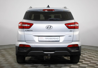 Подержанный автомобиль Hyundai Creta 2016 года (6 фото)