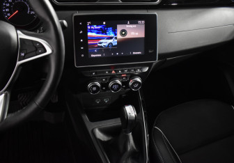 Подержанный автомобиль Renault Arkana 2020 года (17 фото)