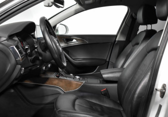 Подержанный автомобиль Audi A6 Sedan 2011 года (11 фото)