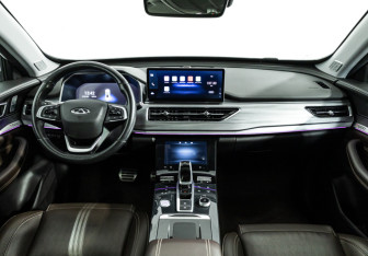 Подержанный автомобиль Chery Tiggo 8 Pro 2021 года (13 фото)