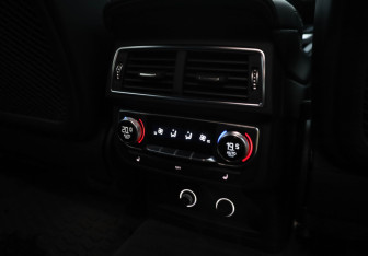 Подержанный автомобиль Audi Q7 2018 года (17 фото)