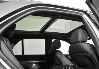 Подержанный автомобиль Mercedes-Benz GLE 2024 года (24 фото)